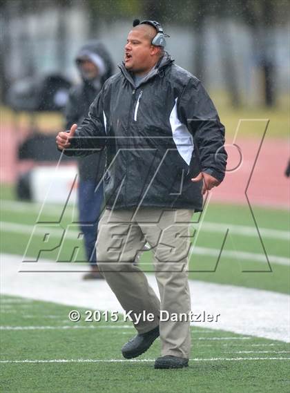 Thumbnail 1 in Albany vs Seymour (UIL 2A Regional Playoff) photogallery.