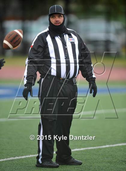 Thumbnail 1 in Albany vs Seymour (UIL 2A Regional Playoff) photogallery.