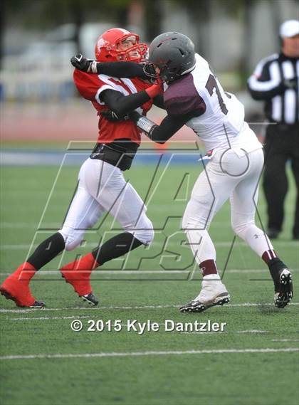 Thumbnail 3 in Albany vs Seymour (UIL 2A Regional Playoff) photogallery.