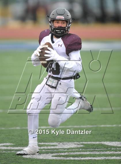 Thumbnail 2 in Albany vs Seymour (UIL 2A Regional Playoff) photogallery.