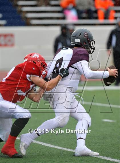 Thumbnail 3 in Albany vs Seymour (UIL 2A Regional Playoff) photogallery.