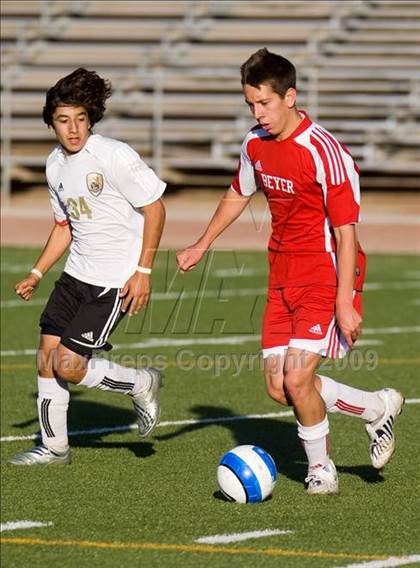 Thumbnail 3 in Beyer @ Enochs photogallery.