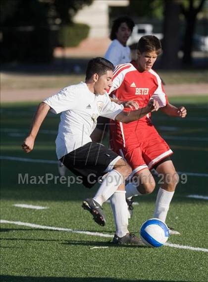 Thumbnail 1 in Beyer @ Enochs photogallery.