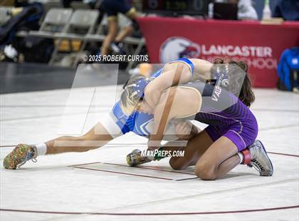 Thumbnail 1 in Fillmore vs Valencia (Lancaster) photogallery.