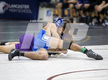 Thumbnail 1 in Fillmore vs Valencia (Lancaster) photogallery.