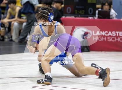 Thumbnail 3 in Fillmore vs Valencia (Lancaster) photogallery.