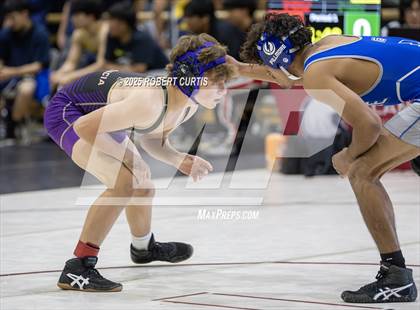 Thumbnail 2 in Fillmore vs Valencia (Lancaster) photogallery.