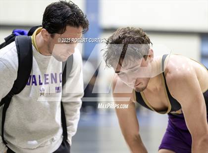 Thumbnail 2 in Fillmore vs Valencia (Lancaster) photogallery.