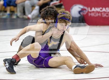 Thumbnail 2 in Fillmore vs Valencia (Lancaster) photogallery.