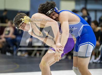 Thumbnail 1 in Fillmore vs Valencia (Lancaster) photogallery.