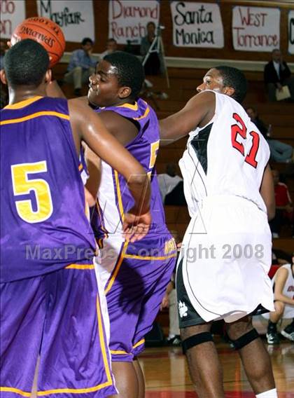 Thumbnail 3 in Harvard-Westlake vs. Lynwood (Pacific Shores Tournament) photogallery.
