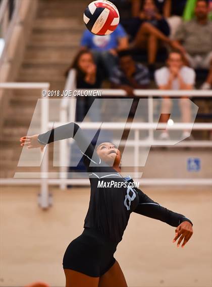 Thumbnail 3 in Madison vs Harlan (NISD Volleyball Tournament) photogallery.