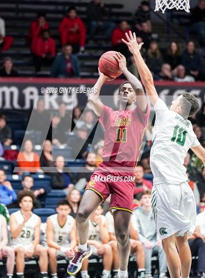 Thumbnail 1 in De La Salle vs. Central Catholic (MaxPreps MLK Classic) photogallery.