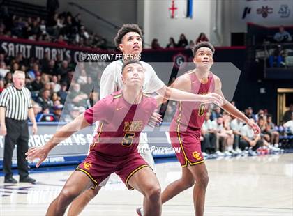 Thumbnail 1 in De La Salle vs. Central Catholic (MaxPreps MLK Classic) photogallery.