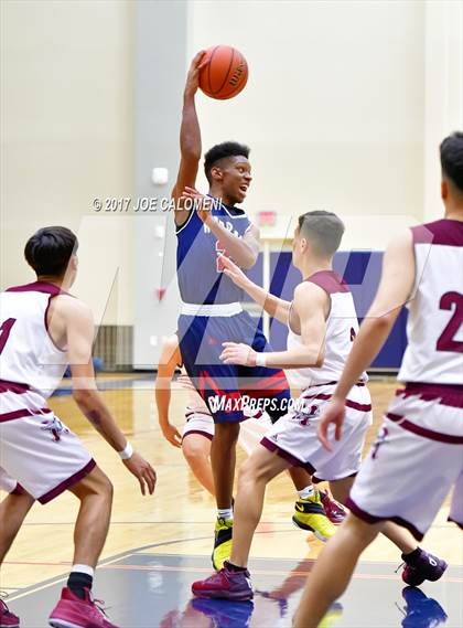 Thumbnail 3 in Highlands vs Cornerstone Christian (SAISD Invitational) photogallery.