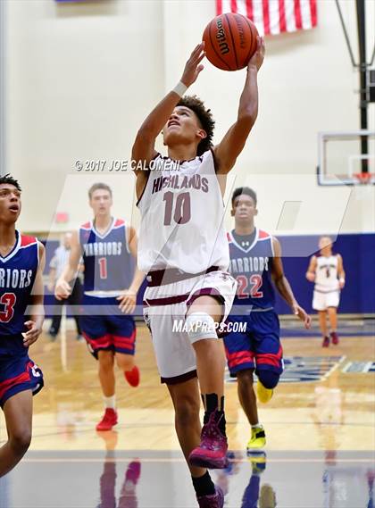 Thumbnail 2 in Highlands vs Cornerstone Christian (SAISD Invitational) photogallery.