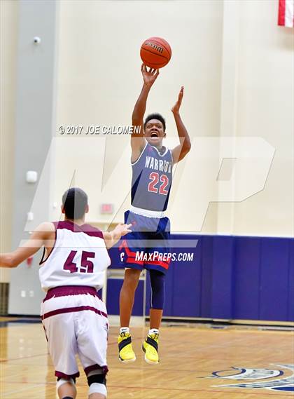Thumbnail 2 in Highlands vs Cornerstone Christian (SAISD Invitational) photogallery.