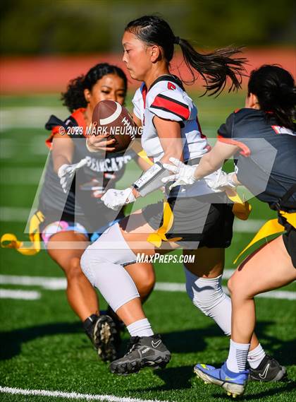 Thumbnail 3 in San Mateo vs. Aragon photogallery.