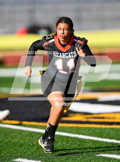 Thumbnail 3 in San Mateo vs. Aragon photogallery.
