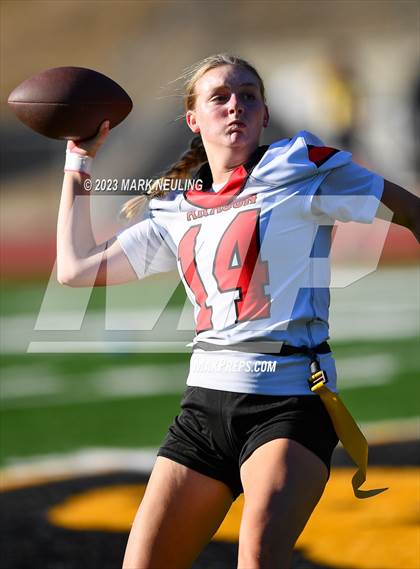 Thumbnail 3 in San Mateo vs. Aragon photogallery.