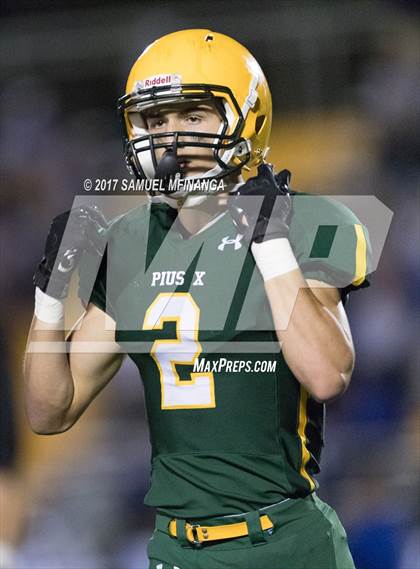 Thumbnail 2 in Omaha North @ Pius X photogallery.