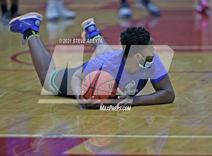 Thumbnail 1 in Doherty @ Regis Jesuit (CHSAA Sweet 16) photogallery.