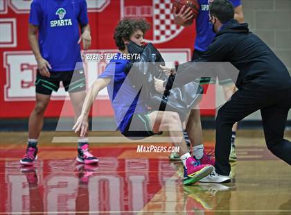Thumbnail 3 in Doherty @ Regis Jesuit (CHSAA Sweet 16) photogallery.
