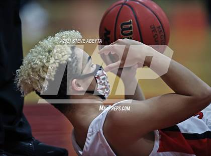 Thumbnail 1 in Doherty @ Regis Jesuit (CHSAA Sweet 16) photogallery.