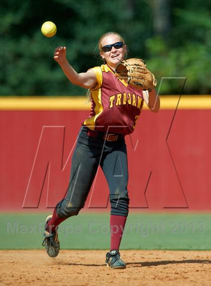 Thumbnail 1 in Hillgrove @ Lassiter photogallery.