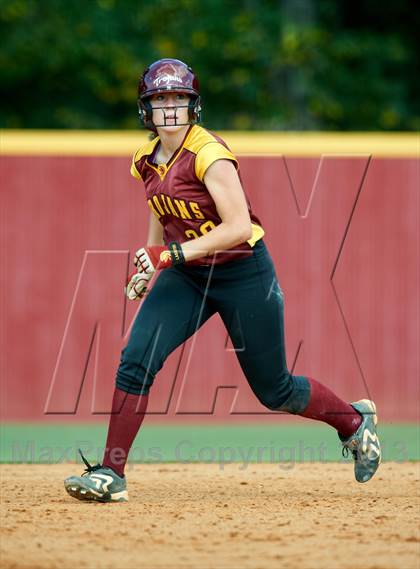 Thumbnail 1 in Hillgrove @ Lassiter photogallery.