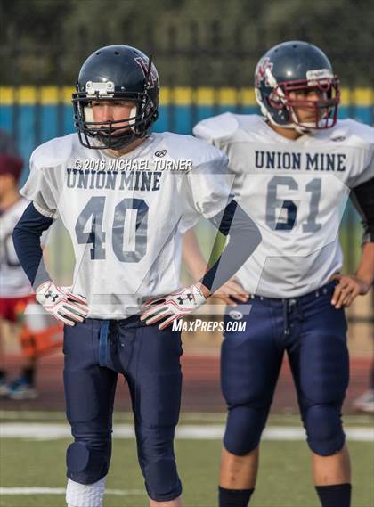 Thumbnail 2 in JV: Union Mine @ University Prep photogallery.