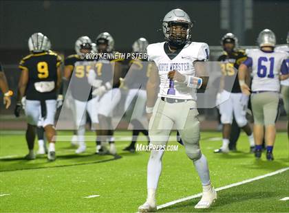 Thumbnail 1 in St. James vs. North Webster (LHSAA D3 Non-Select Regional) photogallery.