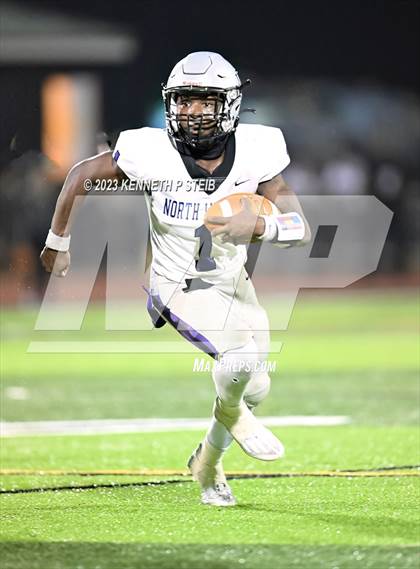 Thumbnail 1 in St. James vs. North Webster (LHSAA D3 Non-Select Regional) photogallery.