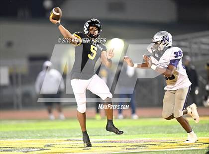 Thumbnail 2 in St. James vs. North Webster (LHSAA D3 Non-Select Regional) photogallery.