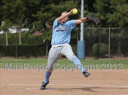 Thumbnail 2 in Crescenta Valley @ Burbank photogallery.