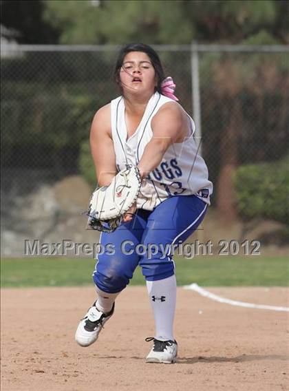 Thumbnail 2 in Crescenta Valley @ Burbank photogallery.