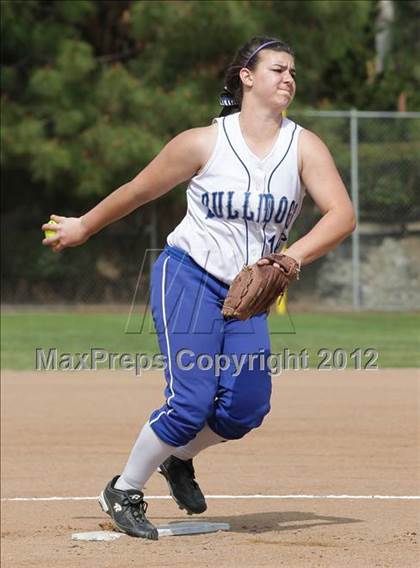 Thumbnail 2 in Crescenta Valley @ Burbank photogallery.