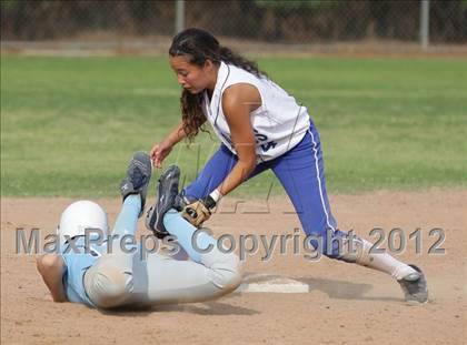 Thumbnail 3 in Crescenta Valley @ Burbank photogallery.