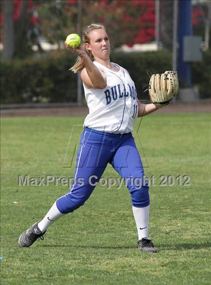 Thumbnail 3 in Crescenta Valley @ Burbank photogallery.