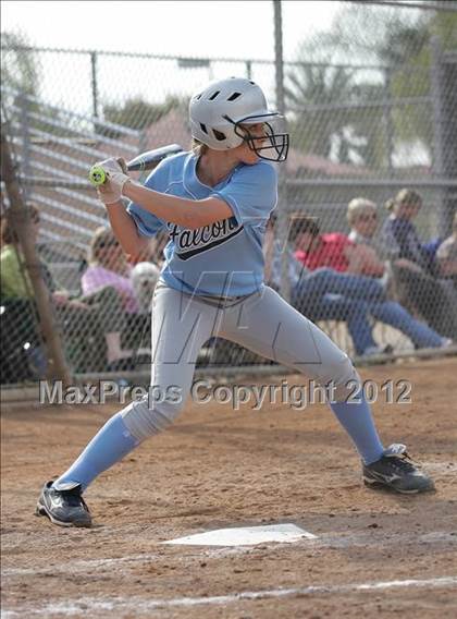 Thumbnail 2 in Crescenta Valley @ Burbank photogallery.