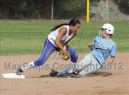 Thumbnail 3 in Crescenta Valley @ Burbank photogallery.