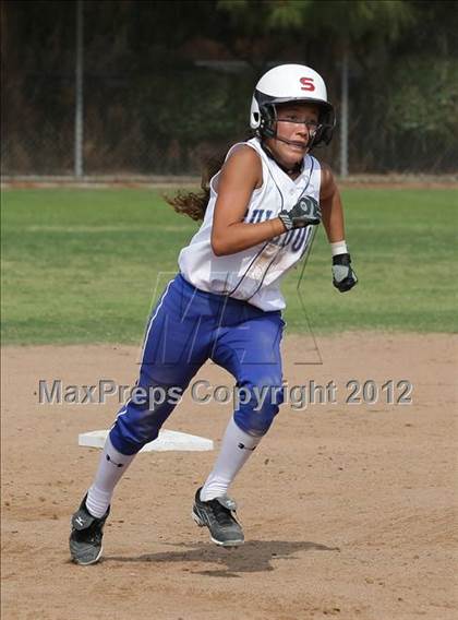 Thumbnail 2 in Crescenta Valley @ Burbank photogallery.