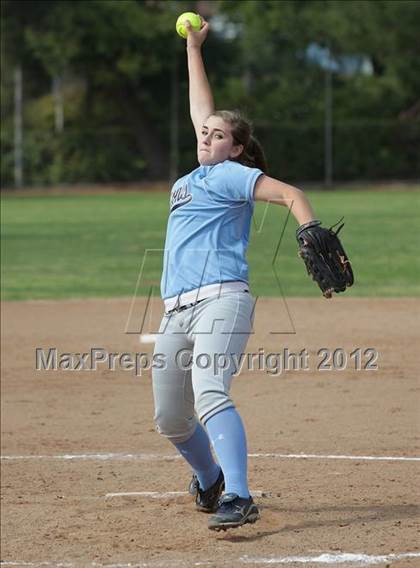 Thumbnail 2 in Crescenta Valley @ Burbank photogallery.