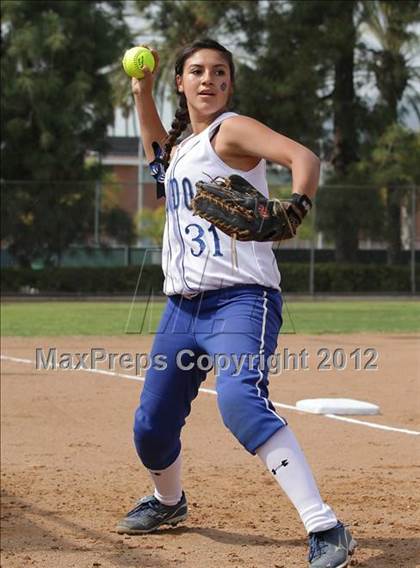 Thumbnail 2 in Crescenta Valley @ Burbank photogallery.