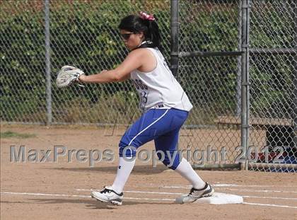 Thumbnail 1 in Crescenta Valley @ Burbank photogallery.