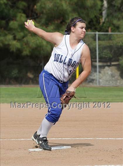 Thumbnail 2 in Crescenta Valley @ Burbank photogallery.