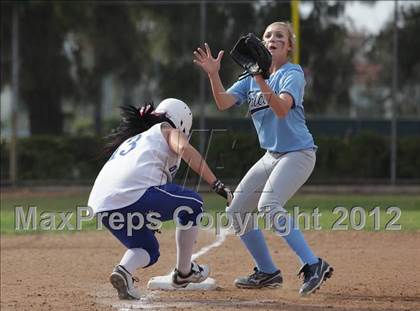 Thumbnail 1 in Crescenta Valley @ Burbank photogallery.