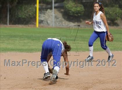 Thumbnail 2 in Crescenta Valley @ Burbank photogallery.