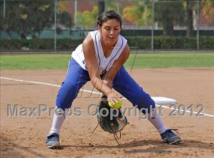 Thumbnail 3 in Crescenta Valley @ Burbank photogallery.