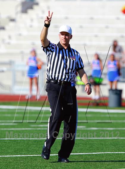 Thumbnail 3 in Bishop's @ Clairemont photogallery.
